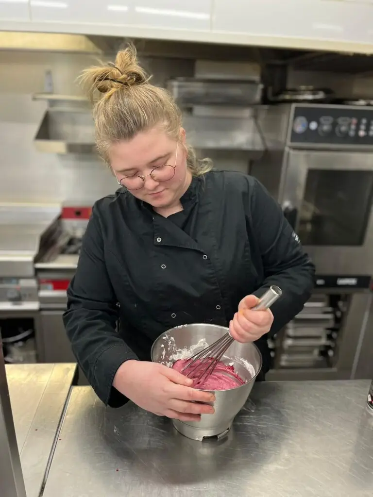 Kijkje in de keuken, desserts, toetjes, huisgemaakt, buffet, cateraar, catering, Friesland, Groningen, thuis eten, bezorging